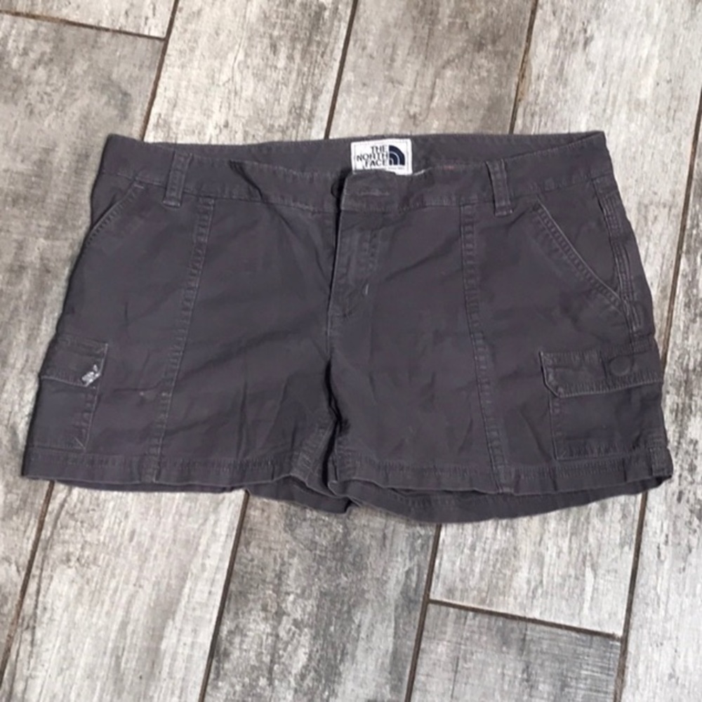 🇬🇷 The north face shorts